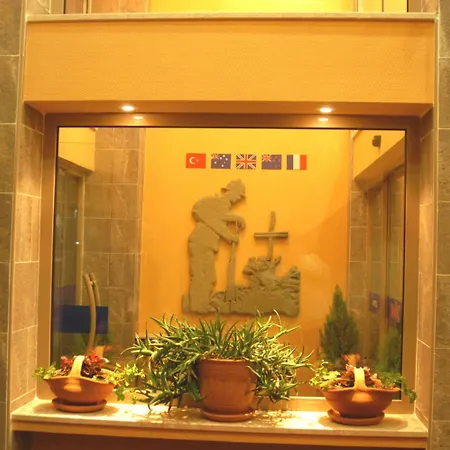 آنزاك فندق 3*