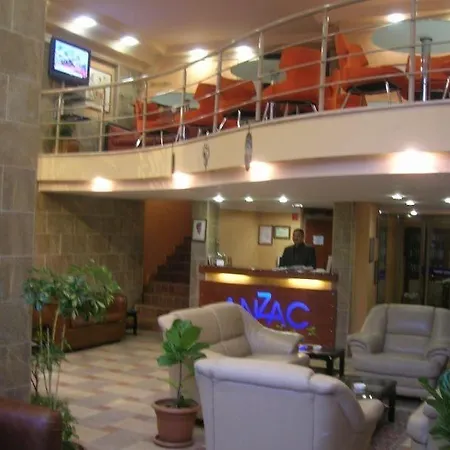 آنزاك فندق تْشاناكالي