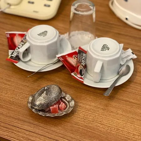 Anzac Hotel 3*