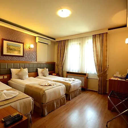 アンザック ホテル